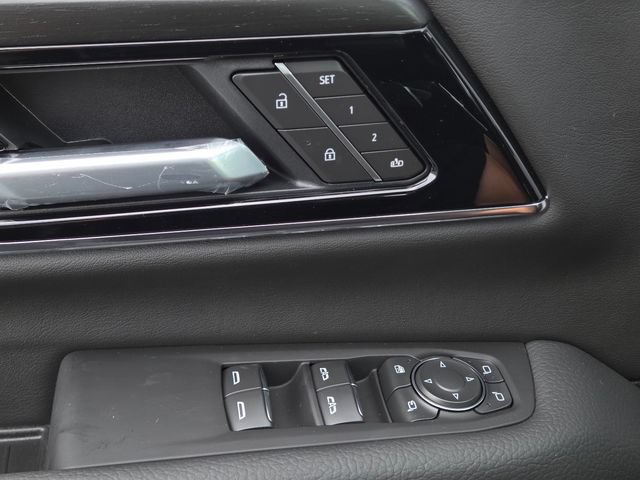 New 2026 GMC Yukon XL Denali w/ Sun & Power Step Package AWD/4WD image 29