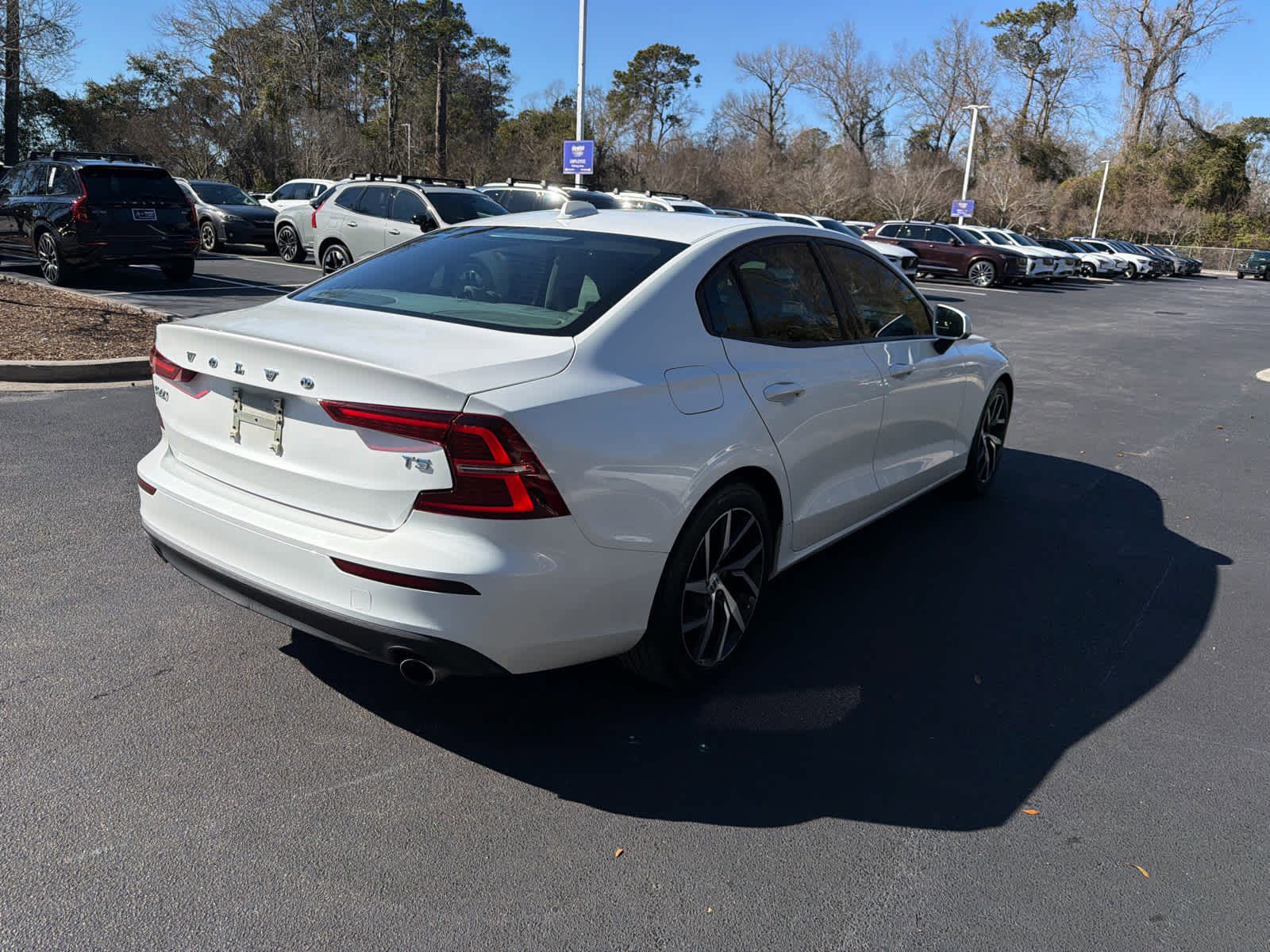 Used 2020 Volvo S60 T5 Momentum w/ Protection Package Premier image 14