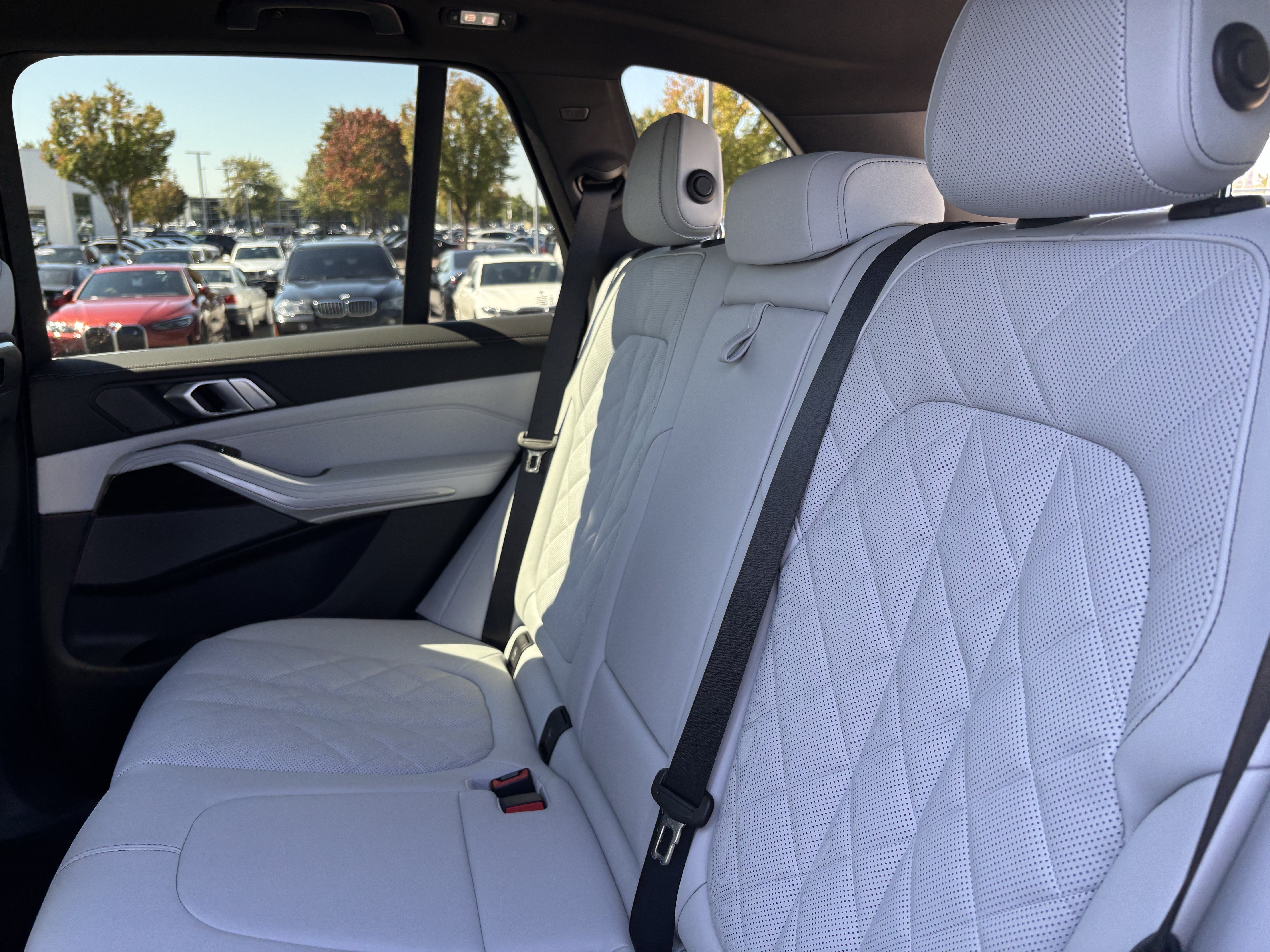 Certified 2025 BMW X5 sDrive40i w/ Premium Package RWD image 32
