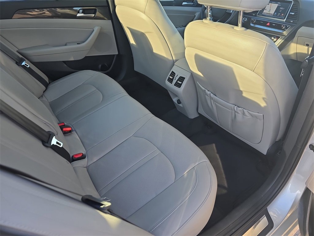 Used 2018 Hyundai Sonata Limited w/ Ultimate Package 07 image 11