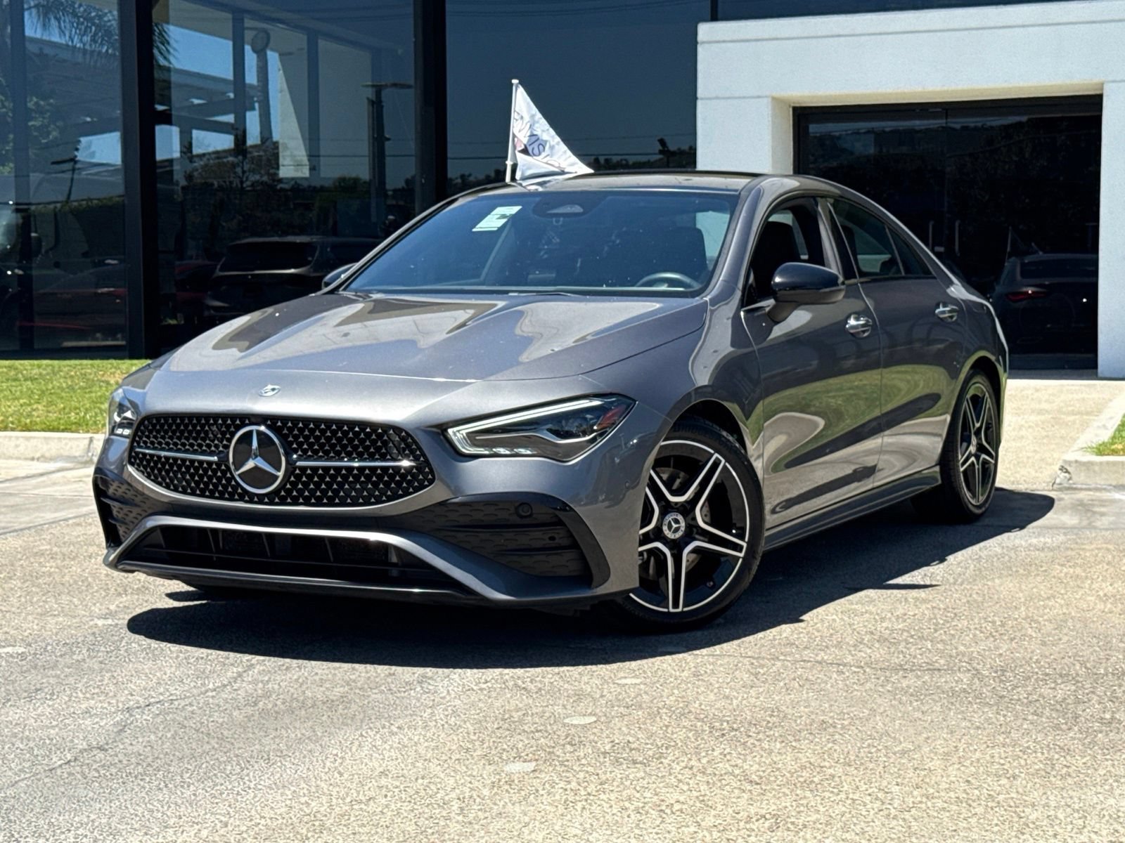 Used 2024 Mercedes-Benz CLA 250 4MATIC image 2