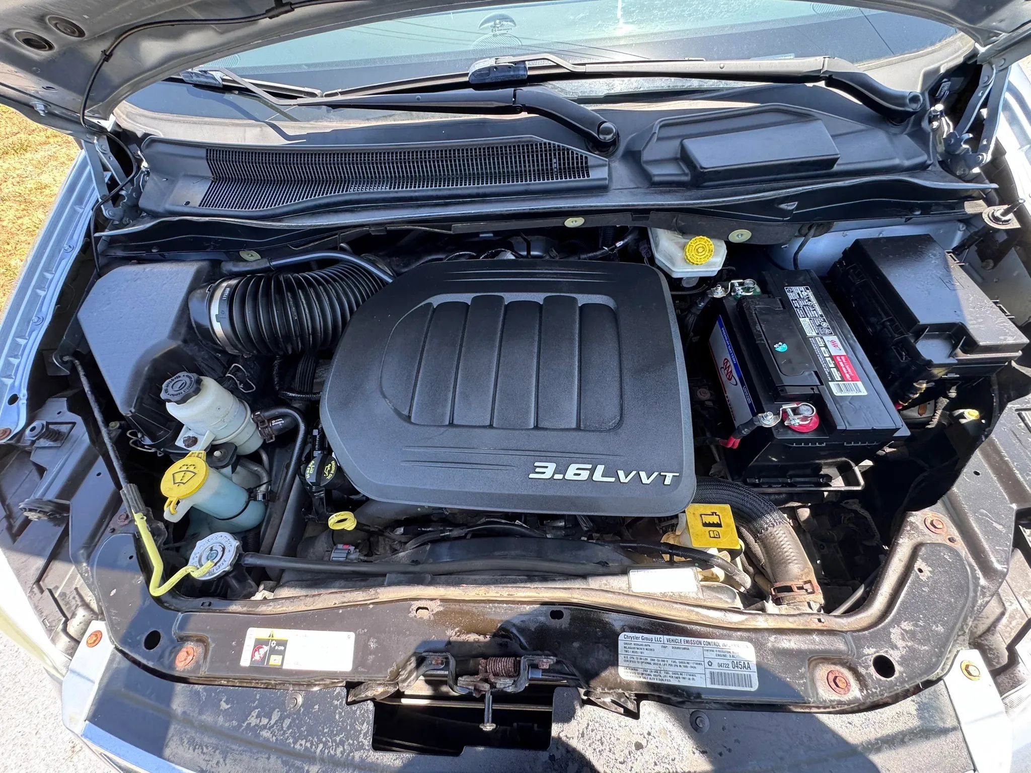 Used 2013 Chrysler Town & Country Touring-L w/ Driver Convenience Group FWD image 23