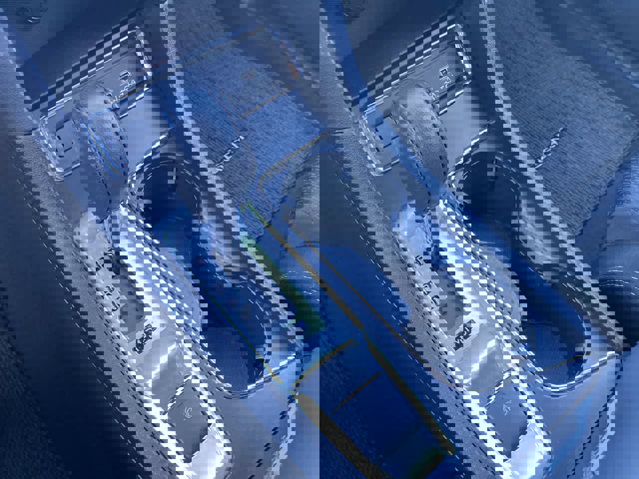 Used 2024 Subaru Ascent Premium w/ Convenience Package image 19