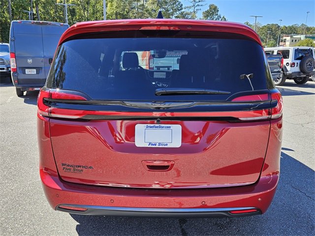 New 2026 Chrysler Pacifica Select image 11