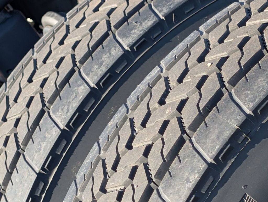 New 2026 Ford F550 4x4 Regular Cab Super Duty image 18