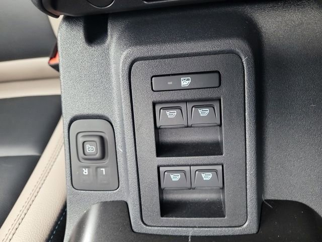 Used 2023 Ford Bronco Wildtrak image 19