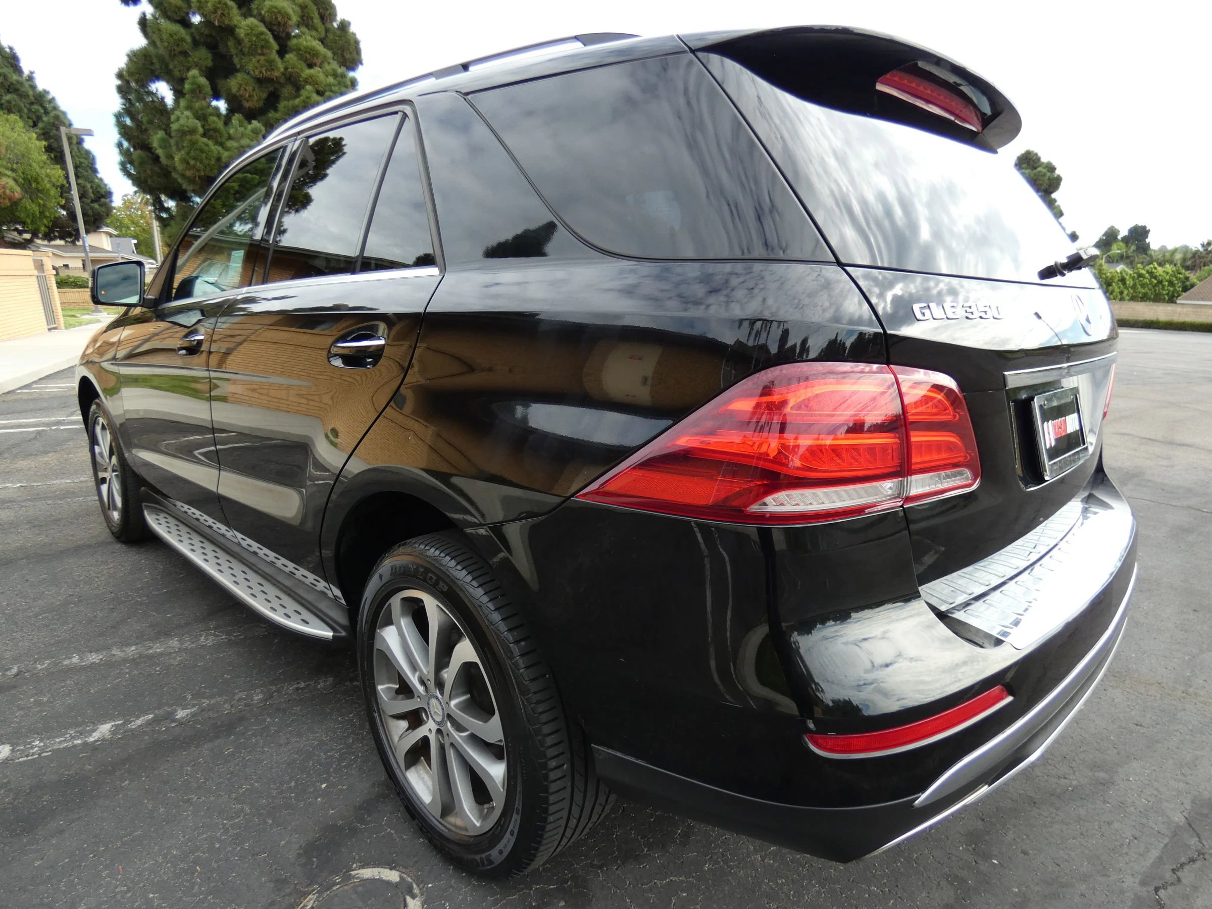 Used 2016 Mercedes-Benz GLE 350 w/ Premium Package image 13