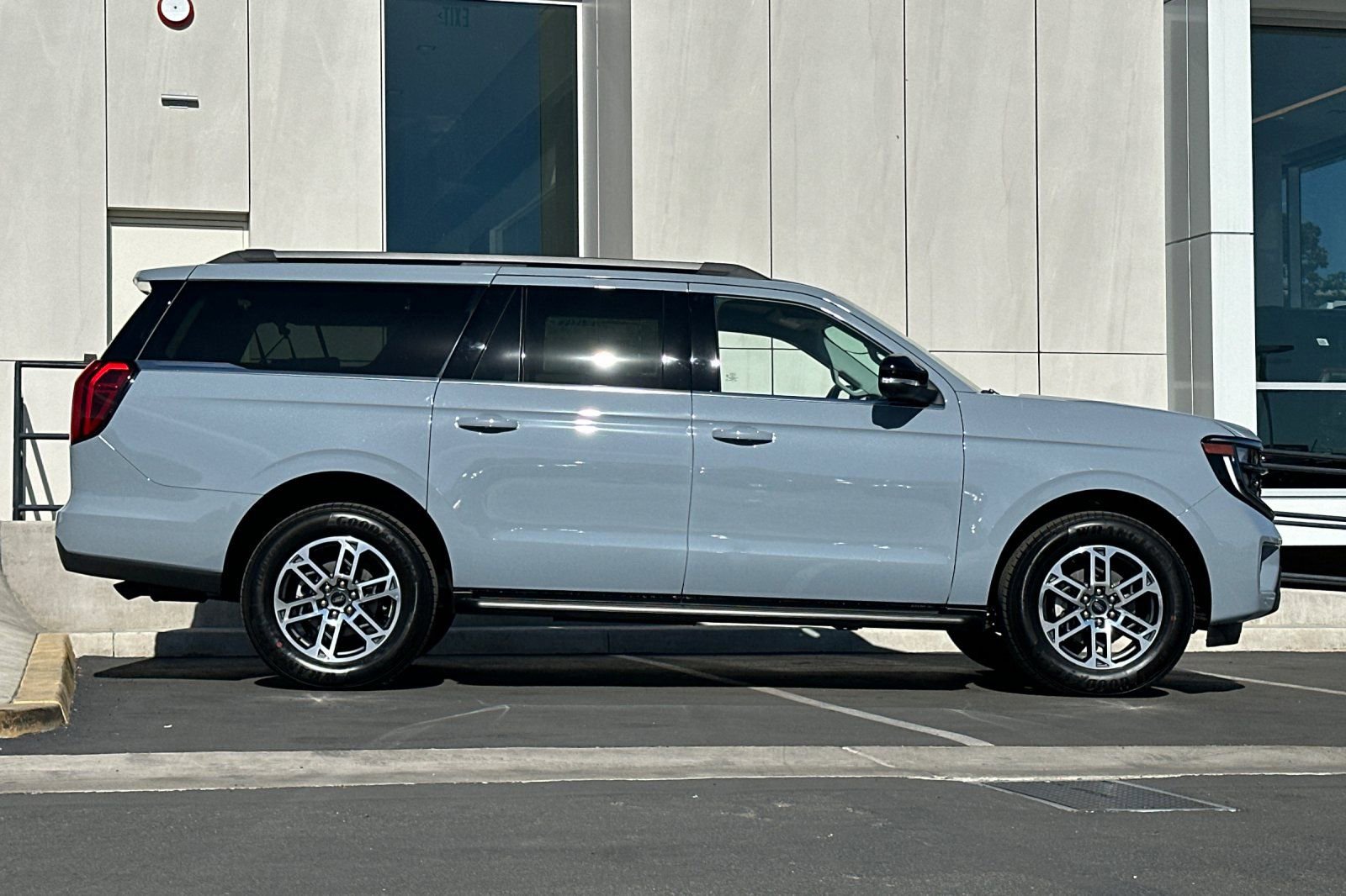 New 2026 Ford Expedition Max Active image 2