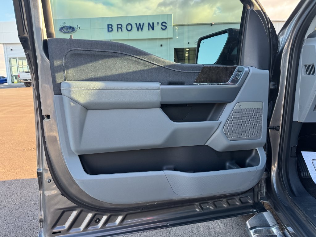 Used 2022 Ford F150 Lariat w/ Equipment Group 501A Mid AWD/4WD image 19