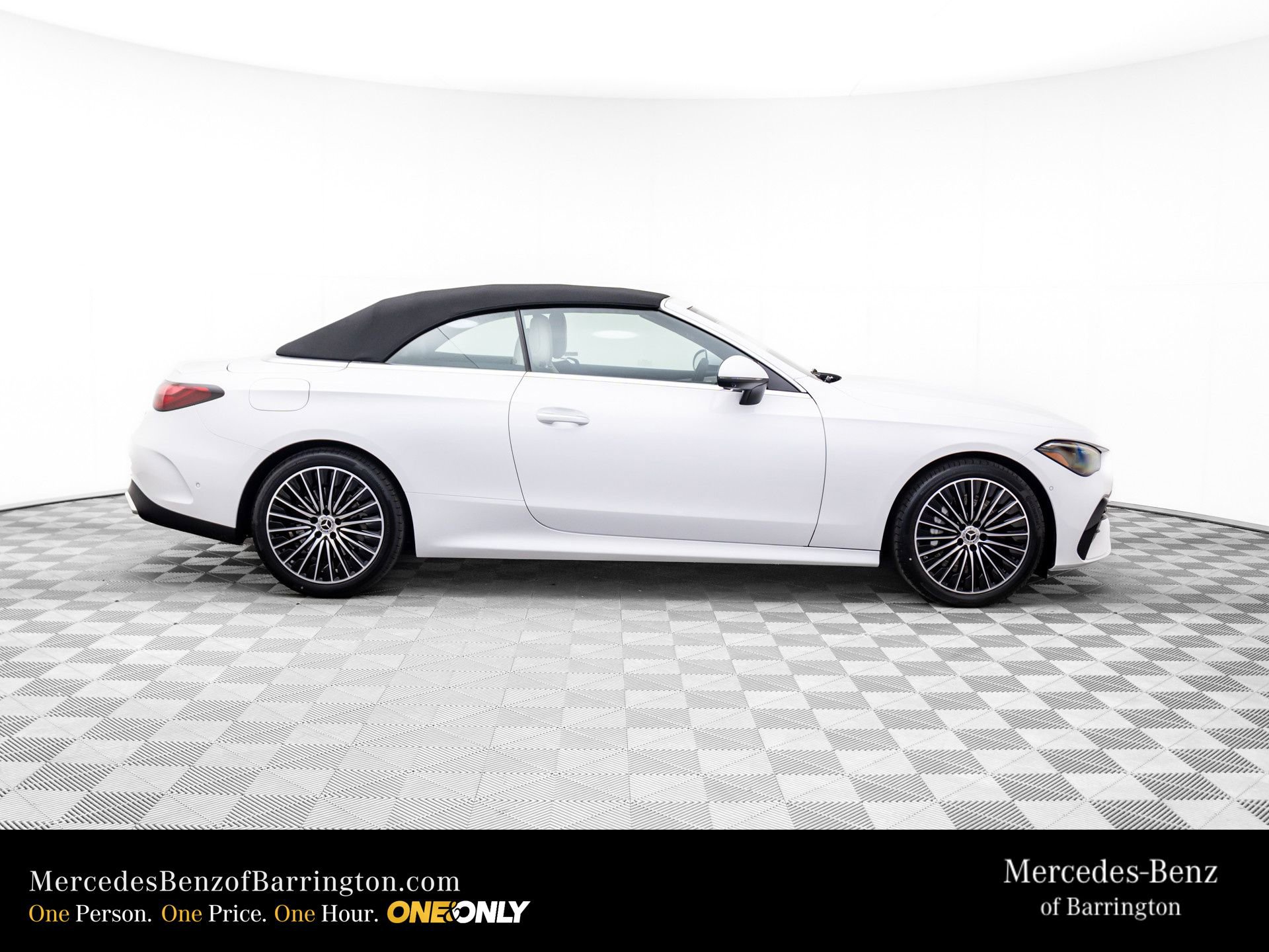 New 2026 Mercedes-Benz CLE 450 4MATIC Cabriolet image 7