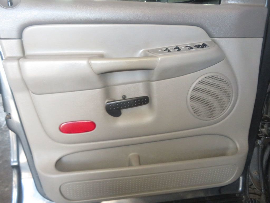 Used 2004 Dodge Ram 2500 Truck SLT w/ Trailer Tow Group image 17