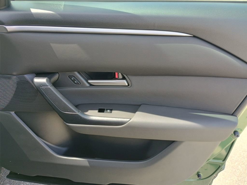 Used 2025 MAZDA CX-50 AWD 2.5 S w/ Preferred Package image 21