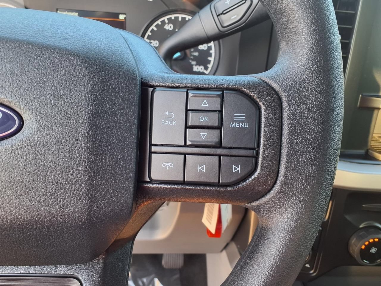 New 2027 Ford F350 XLT AWD/4WD image 17