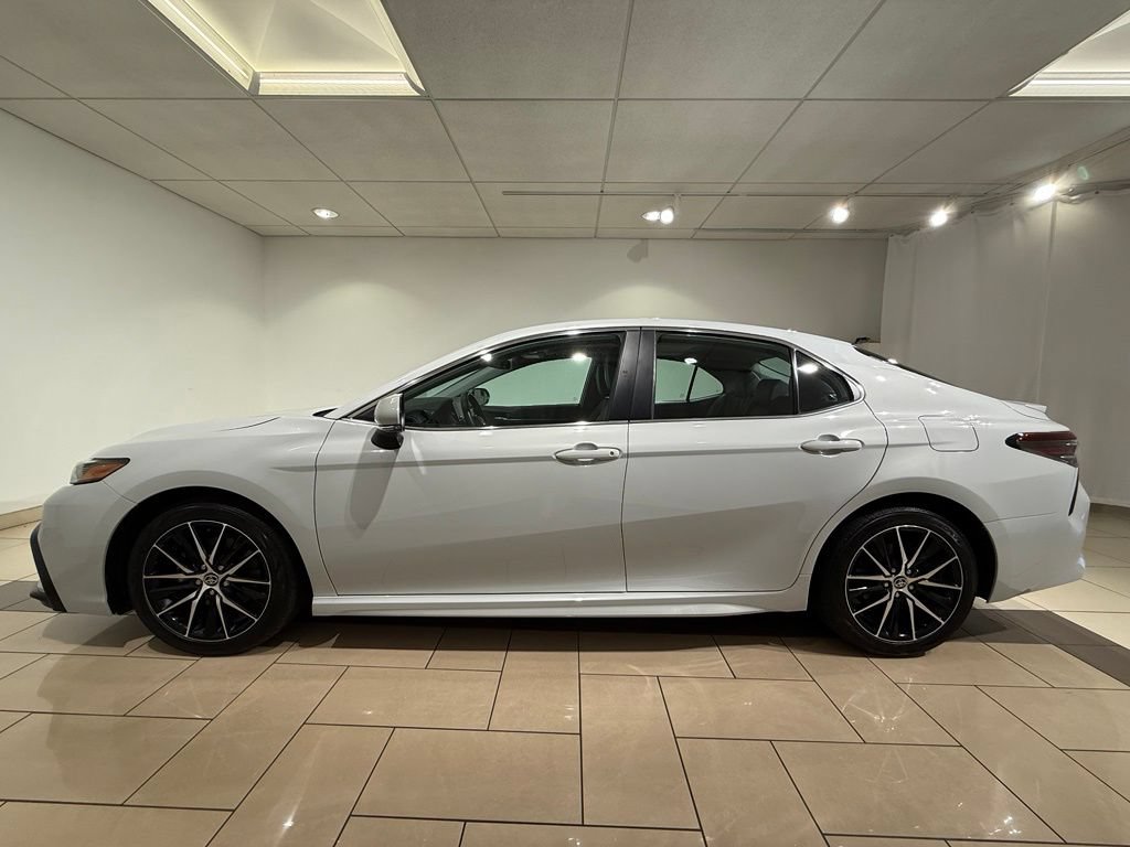 Certified 2023 Toyota Camry SE AWD/4WD image 2