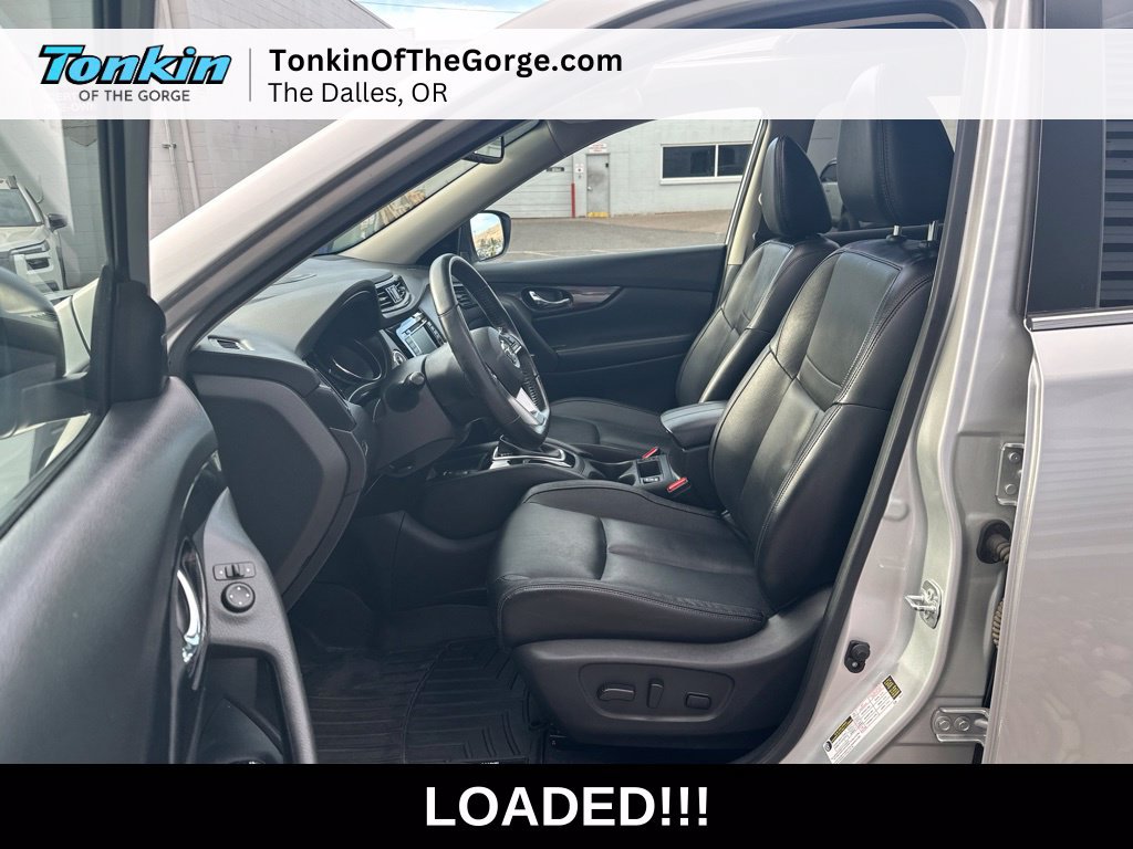 Used 2018 Nissan Rogue SL w/ Premium Package AWD/4WD image 16
