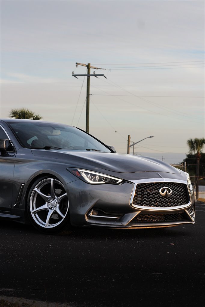 Used 2017 INFINITI Q60 2.0t w/ Premium Plus Package 2.0T image 21