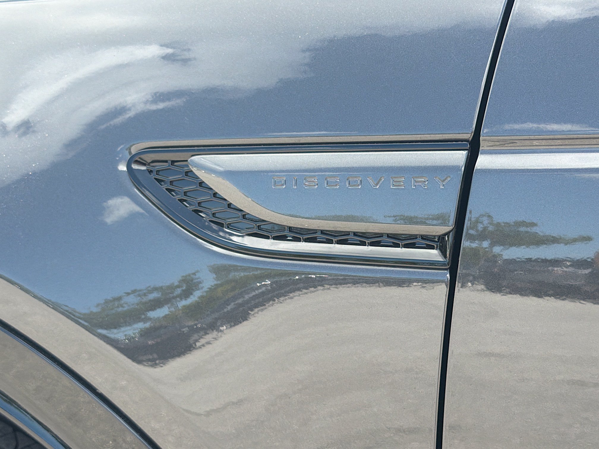 New 2026 Land Rover Discovery Sport Landmark AWD/4WD image 45
