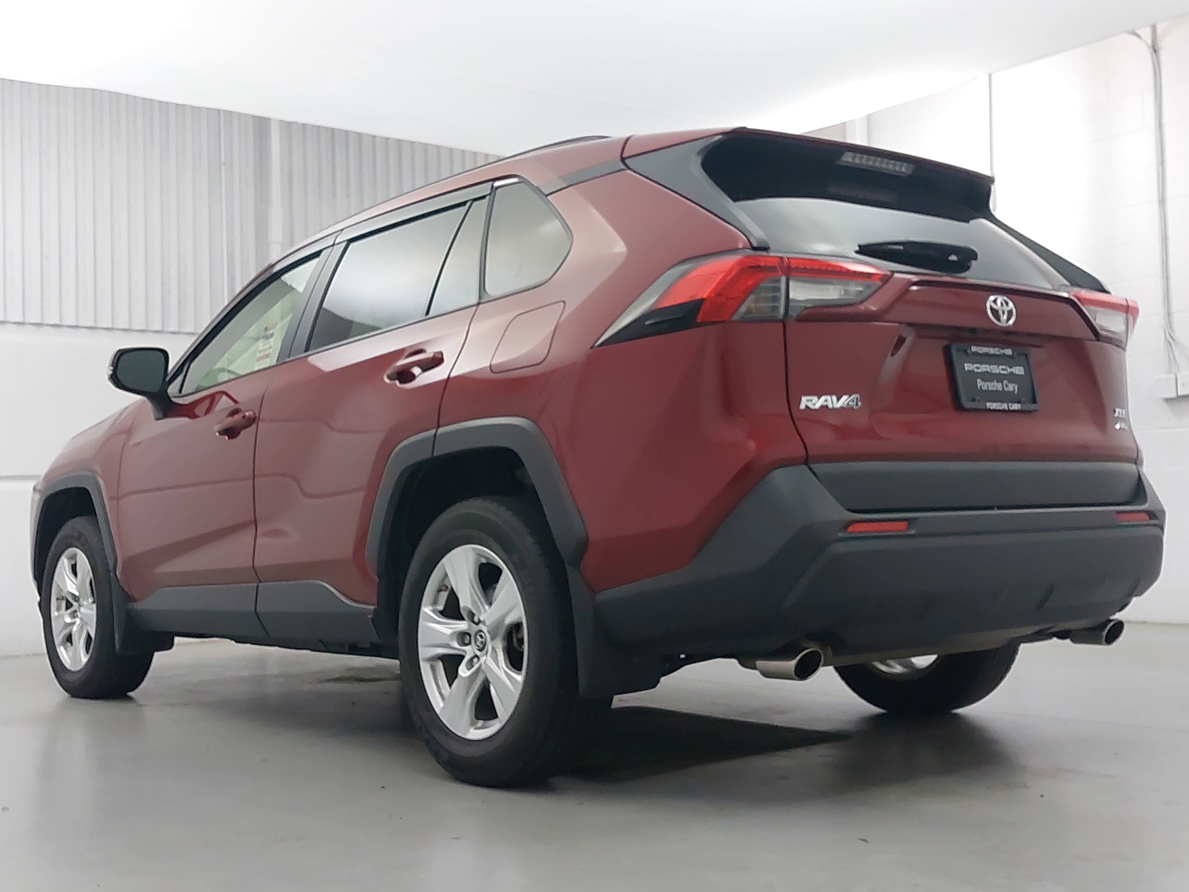 Used 2019 Toyota RAV4 XLE w/ All Weather Liner Package image 3