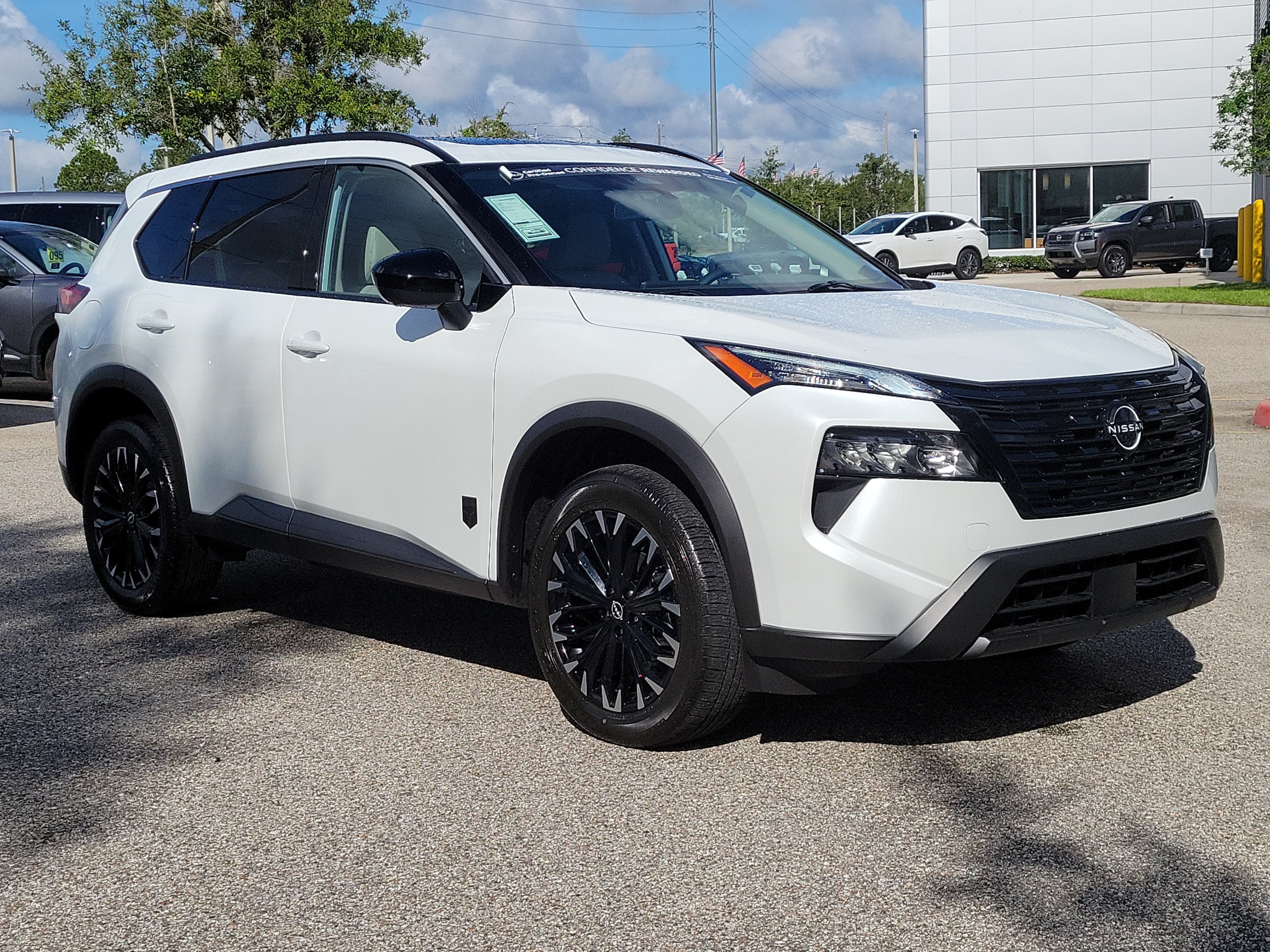 Certified 2026 Nissan Rogue Dark Armor AWD/4WD image 3
