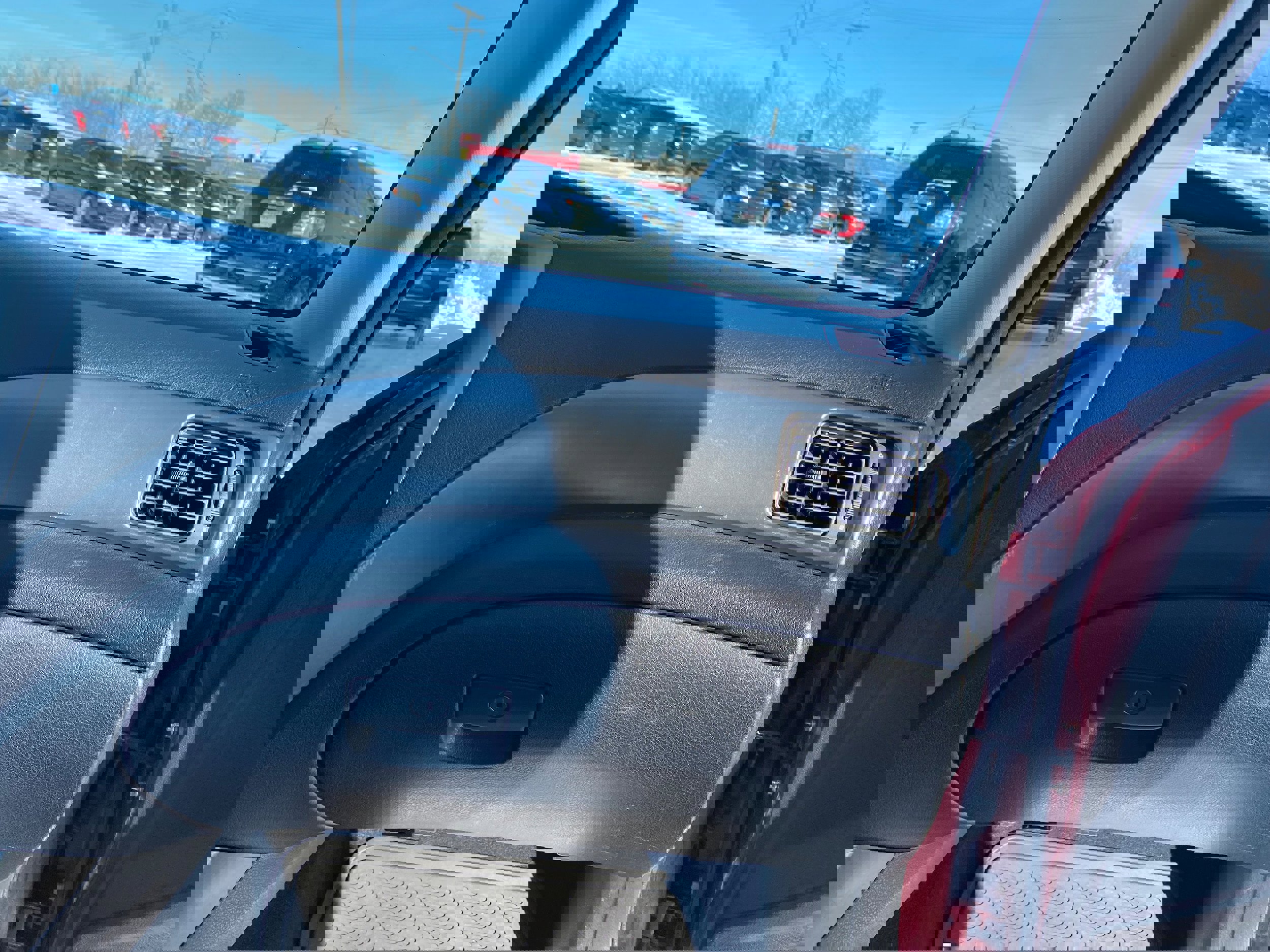 Used 2011 Subaru Impreza 2.5i Premium w/ PWR Moonroof Value Pkg image 13