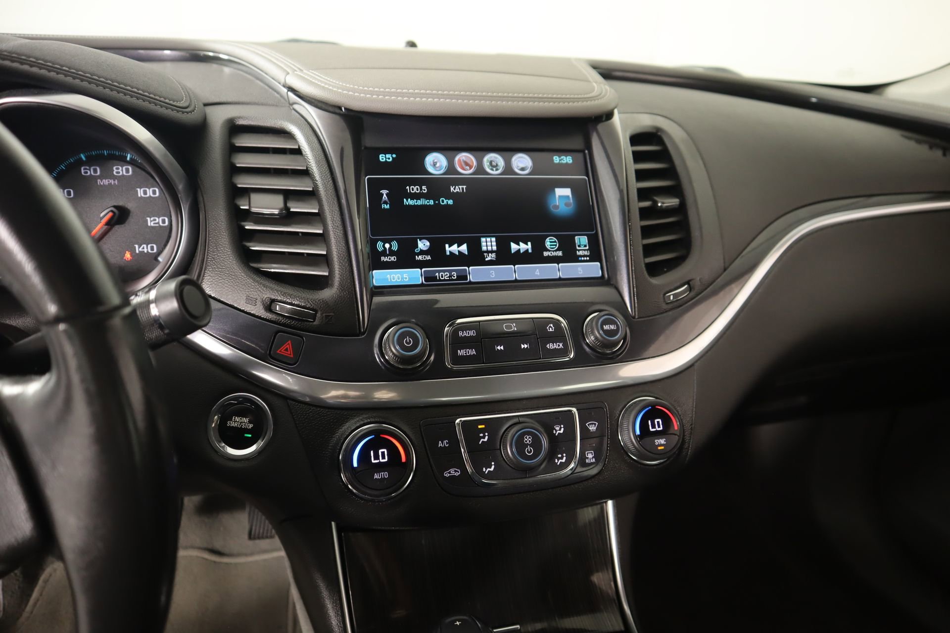 Used 2019 Chevrolet Impala LT image 5