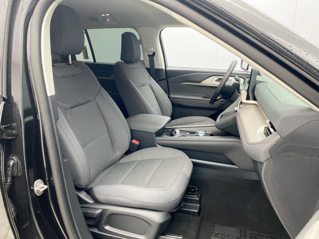New 2026 Ford Explorer Active AWD/4WD image 21