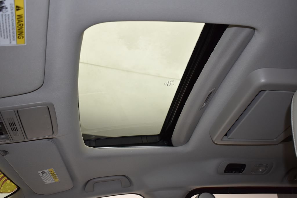 Used 2025 Honda Odyssey Touring image 19