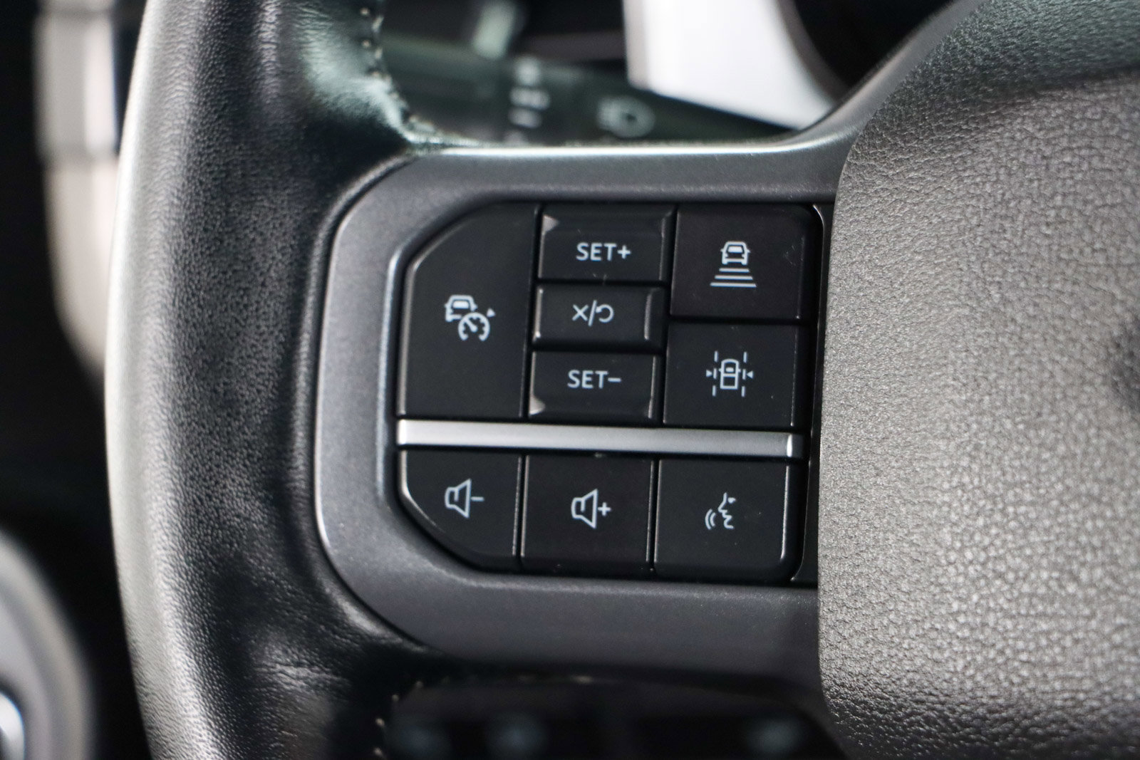 Used 2023 Ford F150 Lariat w/ Equipment Group 502A High image 14