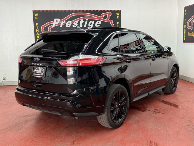 Used 2022 Ford Edge ST-Line image 2