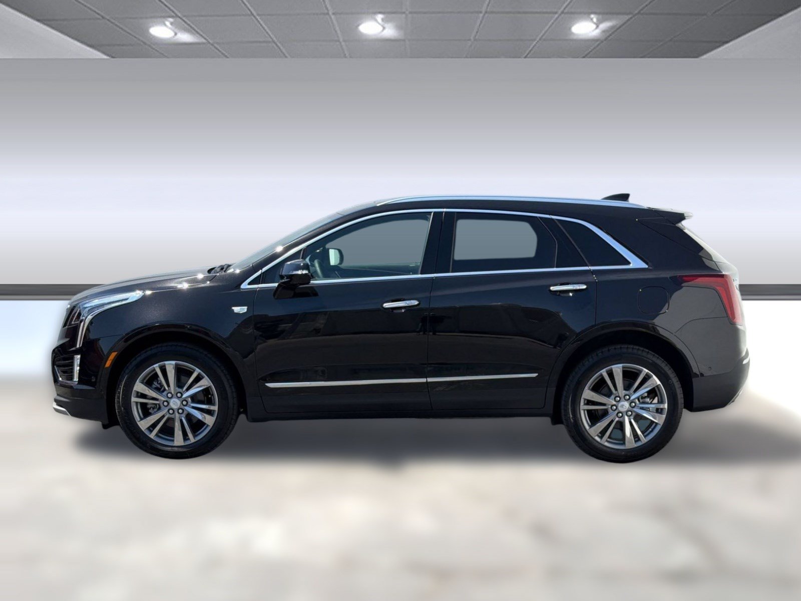 New 2026 Cadillac XT5 Premium Luxury w/ Driver Assist Package FWD image 2