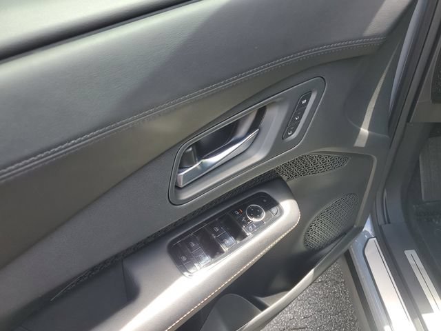Used 2024 Nissan Ariya AWD image 12