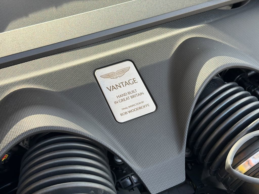 New 2026 Aston Martin V8 Vantage Convertible image 38