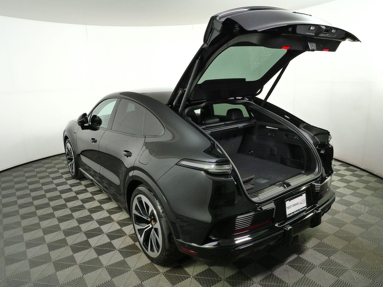 New 2026 Porsche Cayenne S AWD/4WD image 30