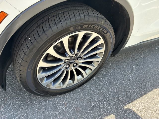 Used 2020 Lincoln Aviator Reserve w/ Elements Package Plus AWD/4WD image 11