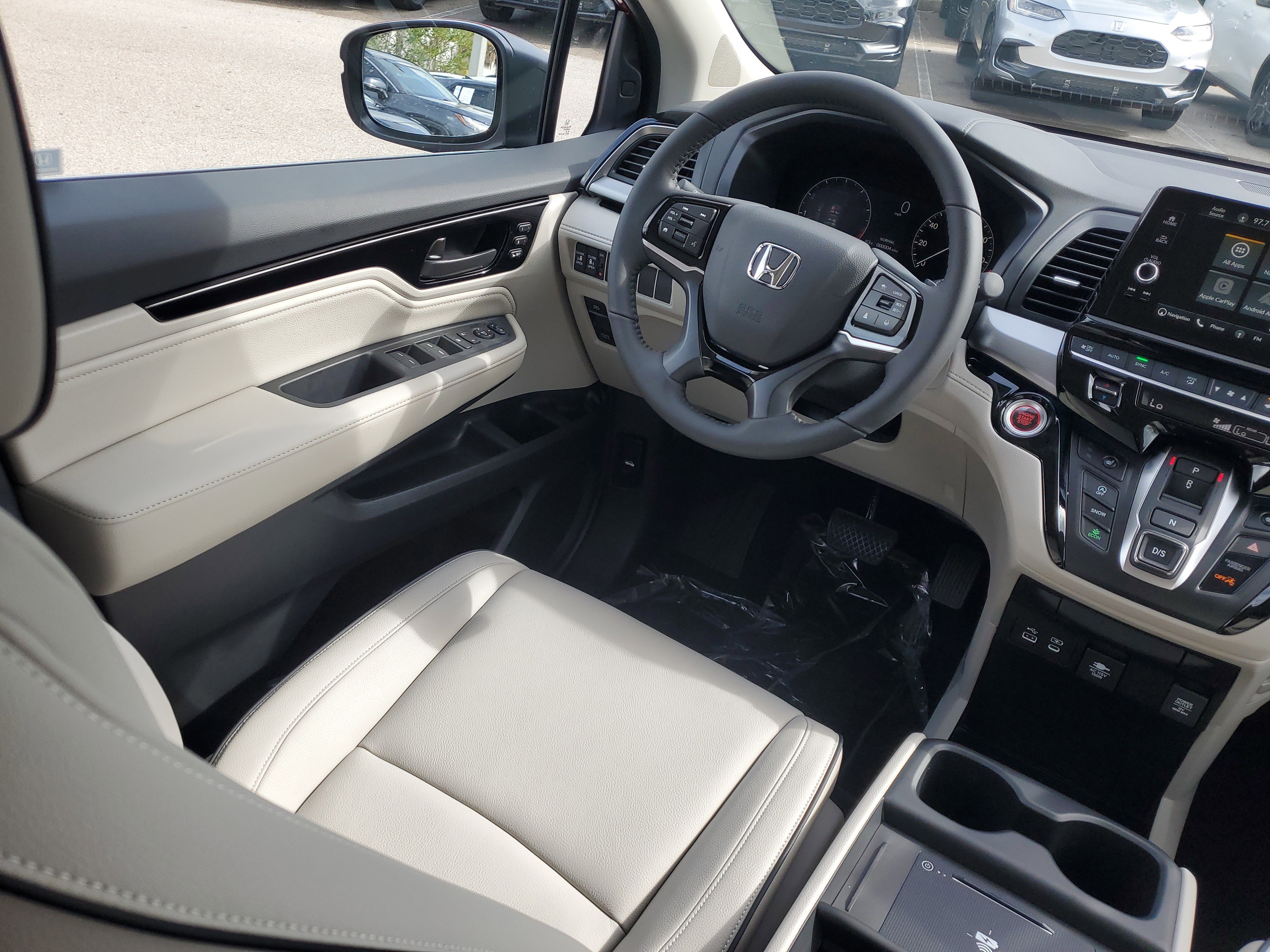 New 2026 Honda Odyssey Touring image 16