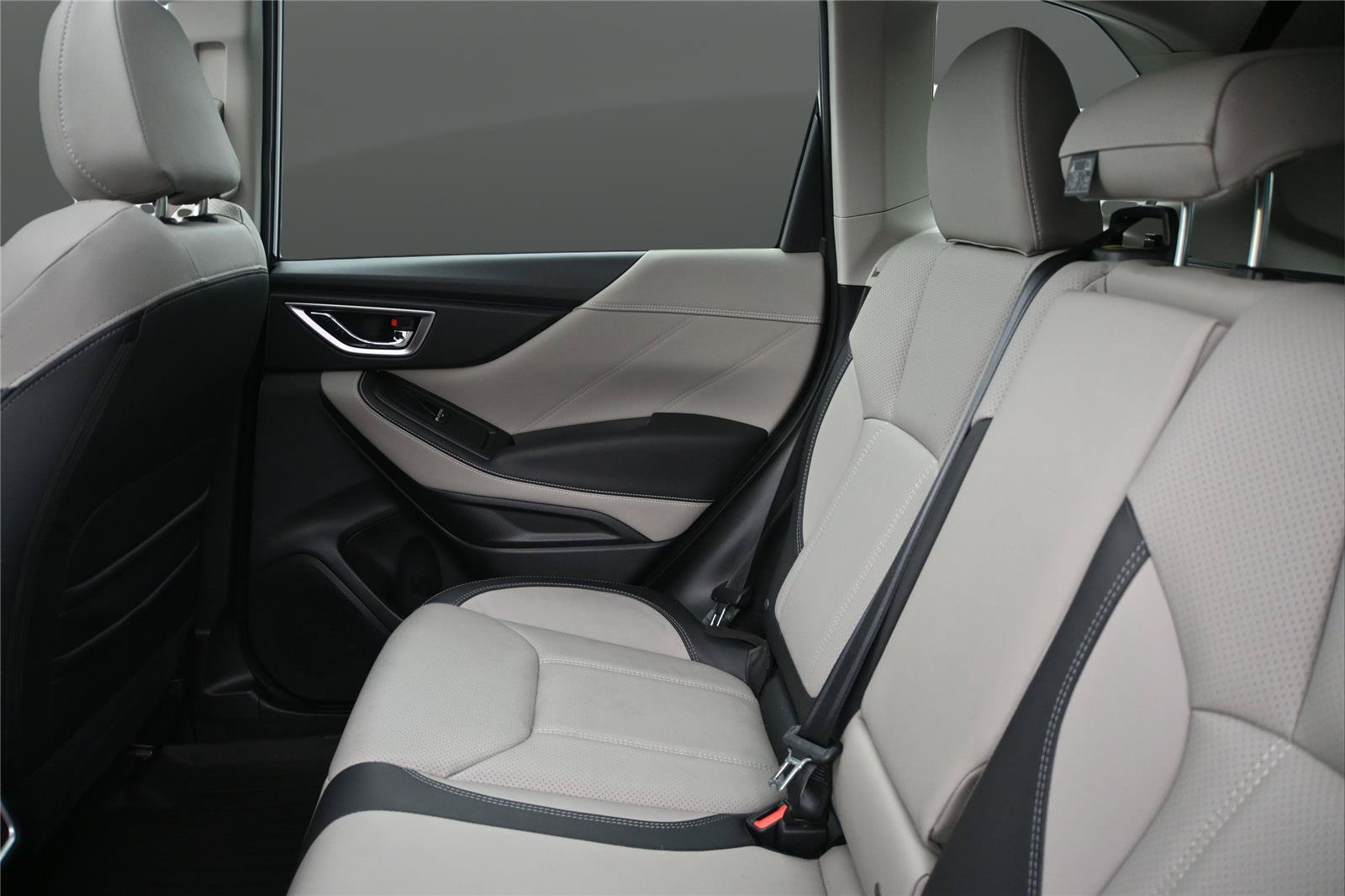 Used 2023 Subaru Forester Limited AWD/4WD image 14