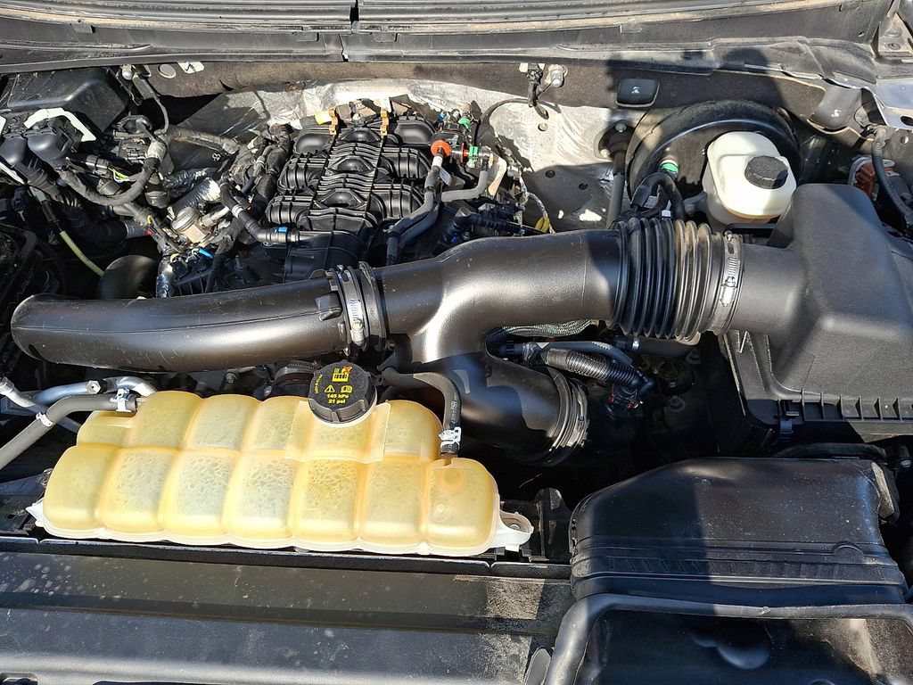 Certified 2021 Ford Expedition XLT RWD image 28