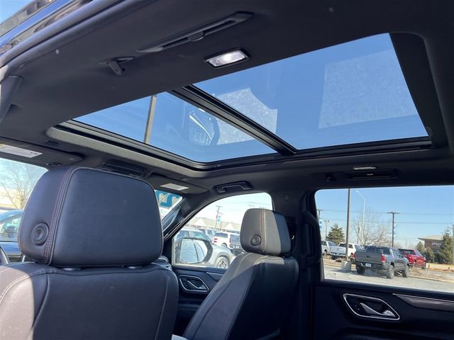 Certified 2022 Chevrolet Suburban RST w/ Sport Performance Package image 21