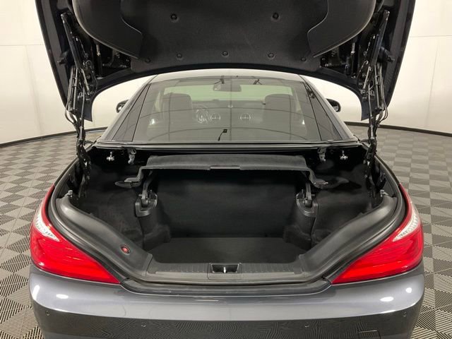 Used 2013 Mercedes-Benz SL 550 image 26