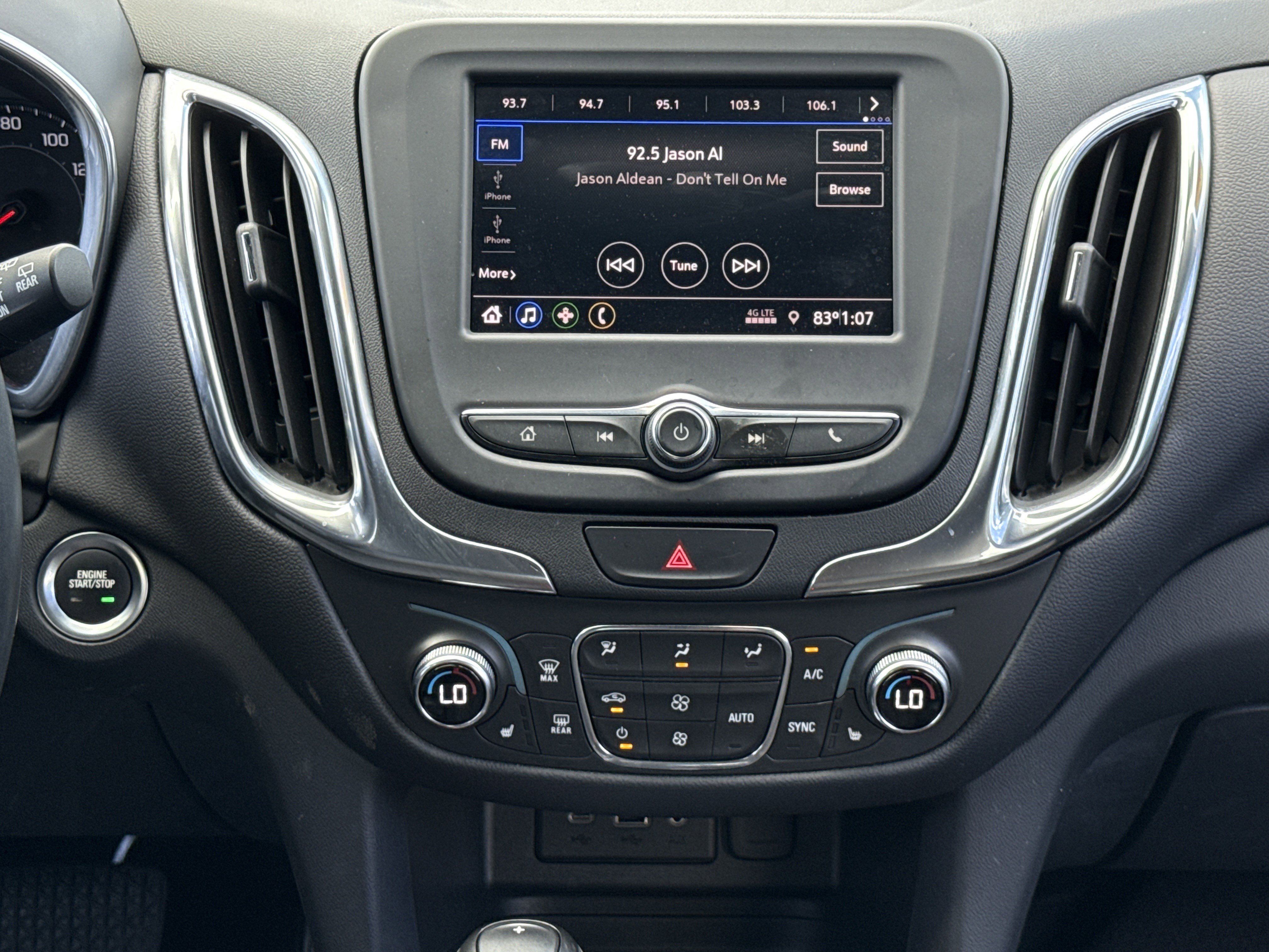 Used 2021 Chevrolet Equinox LT AWD/4WD image 28