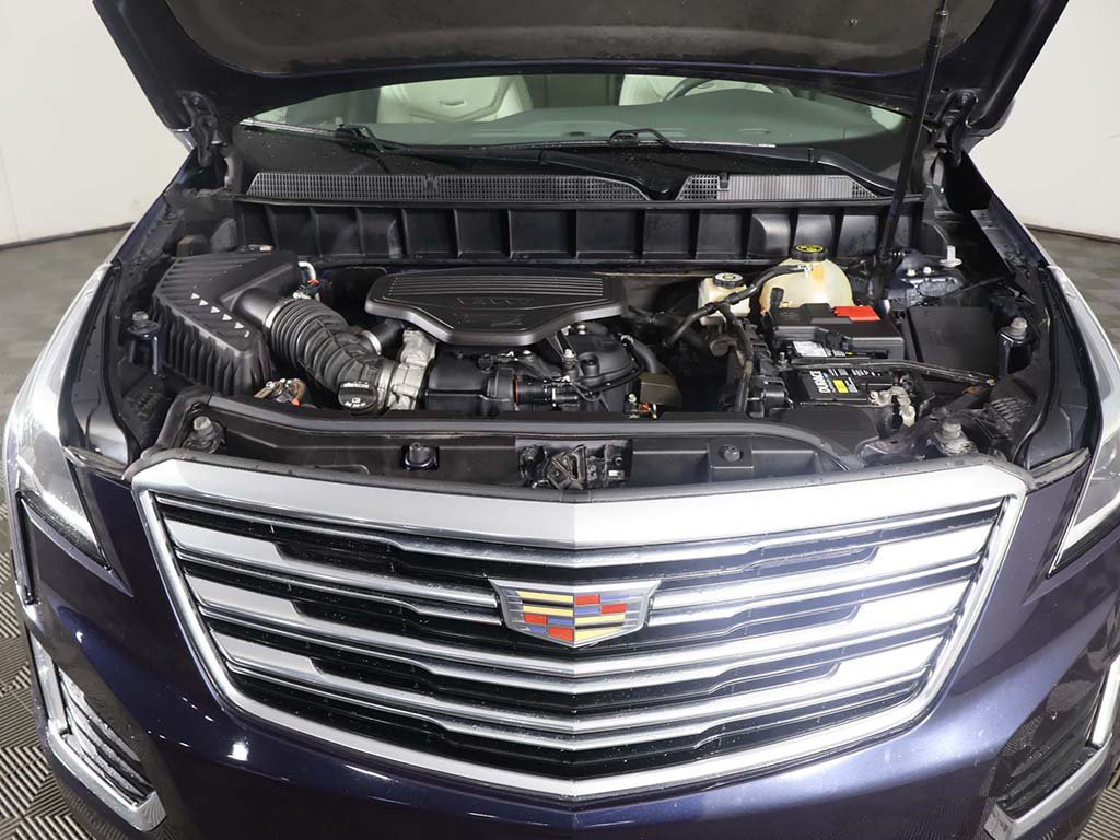 Used 2017 Cadillac XT5 Premium Luxury w/ LPO, Wheel Lock Package AWD/4WD image 22