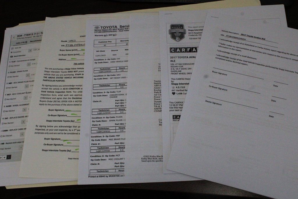 Used 2017 Toyota Avalon XLE image 28