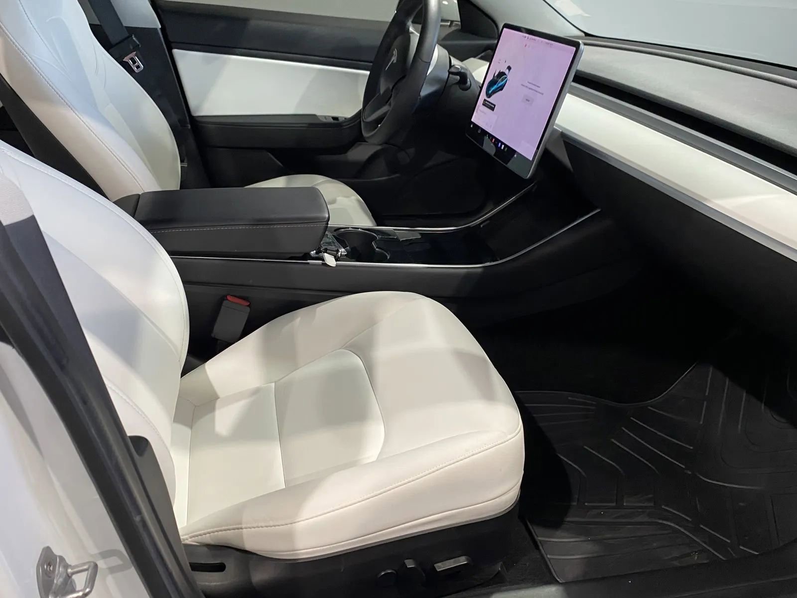 Used 2020 Tesla Model 3 Long Range image 6