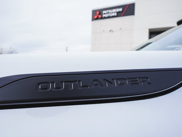 New 2026 Mitsubishi Outlander AWD image 49