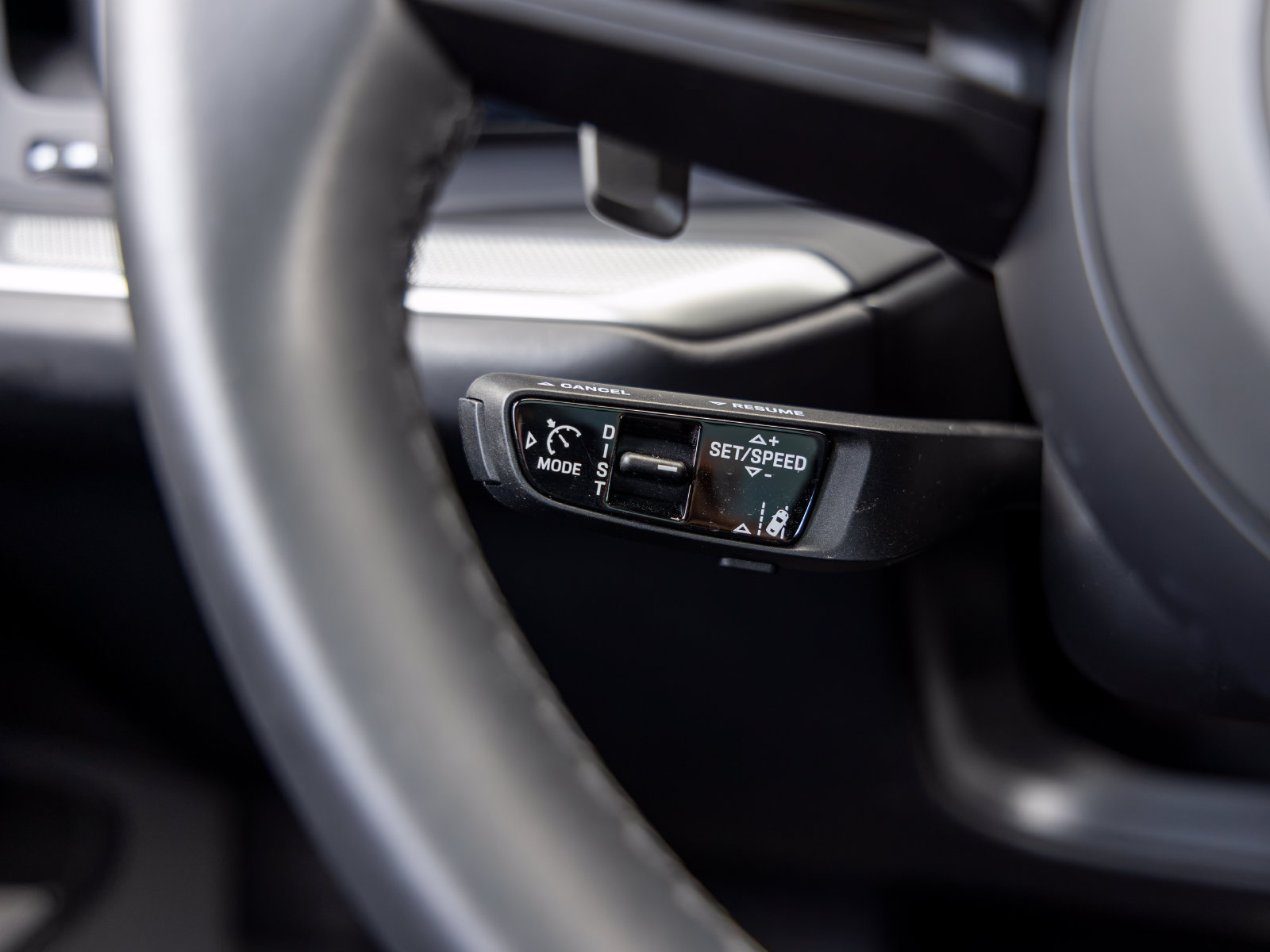 Certified 2025 Porsche Cayenne S AWD/4WD image 39