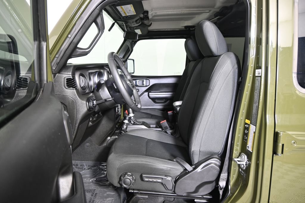 Used 2023 Jeep Gladiator Sport image 20