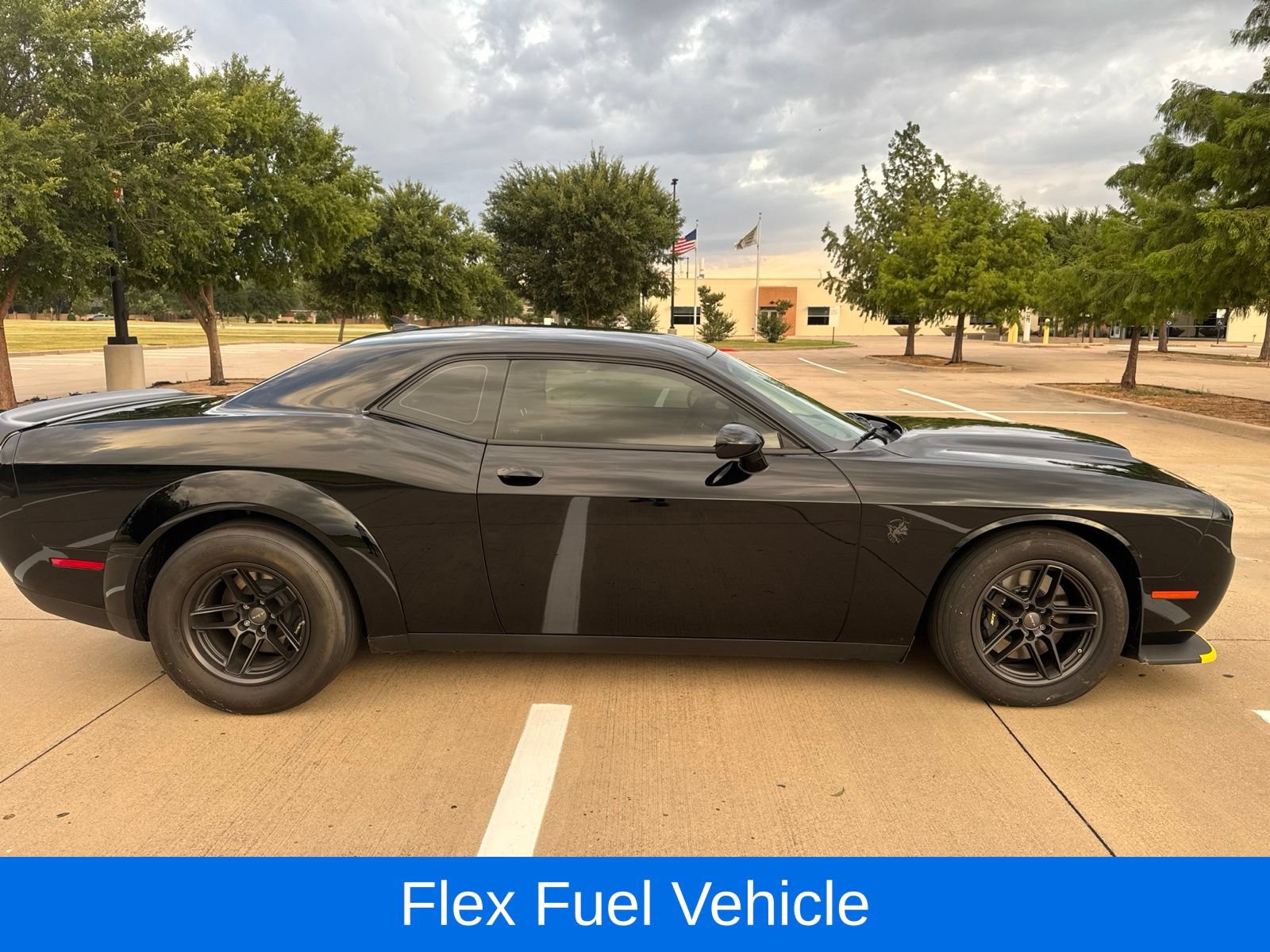Used 2023 Dodge Challenger SRT Hellcat Redeye RWD image 7