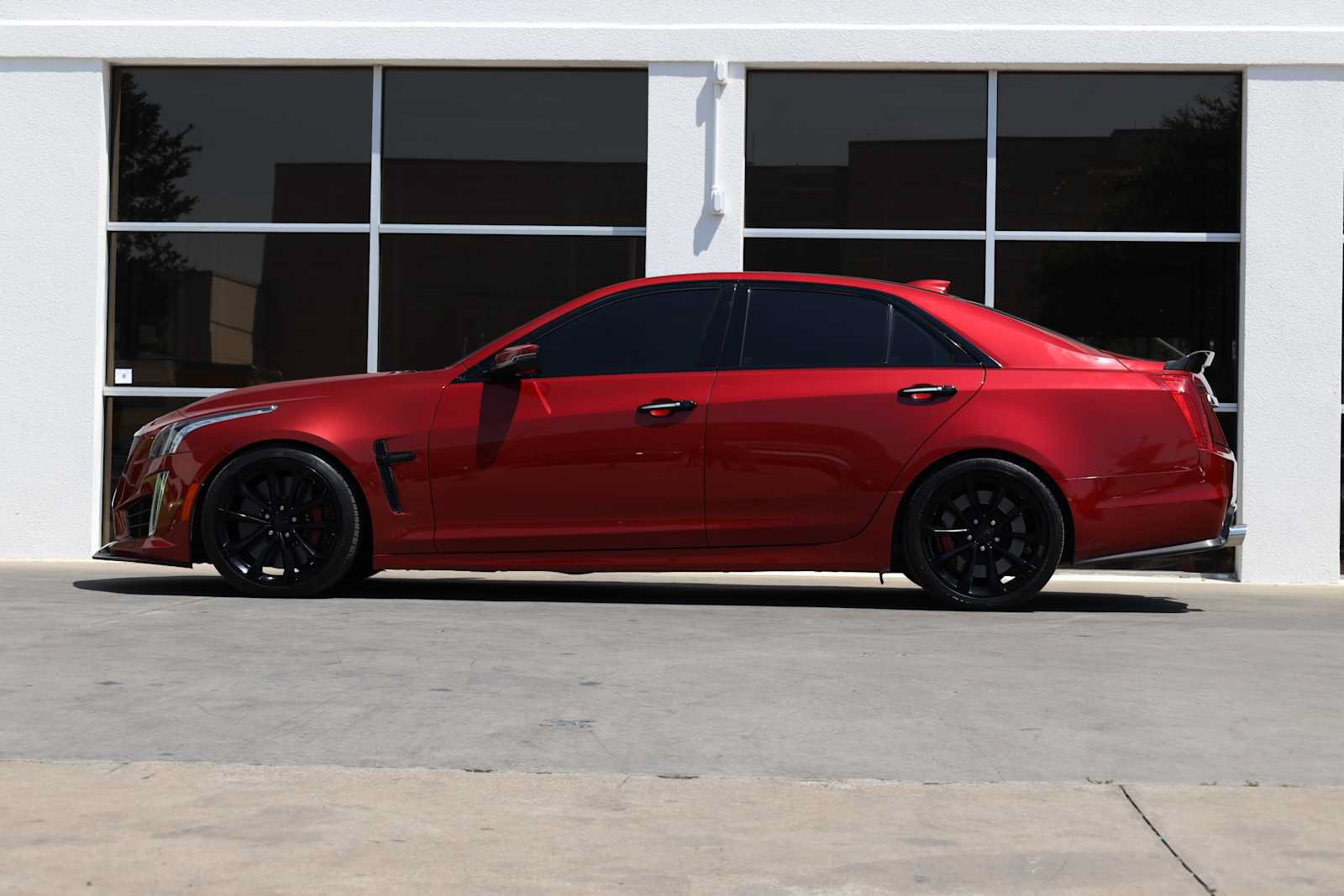 Used 2016 Cadillac CTS V w/ Carbon Fiber Package RWD image 12
