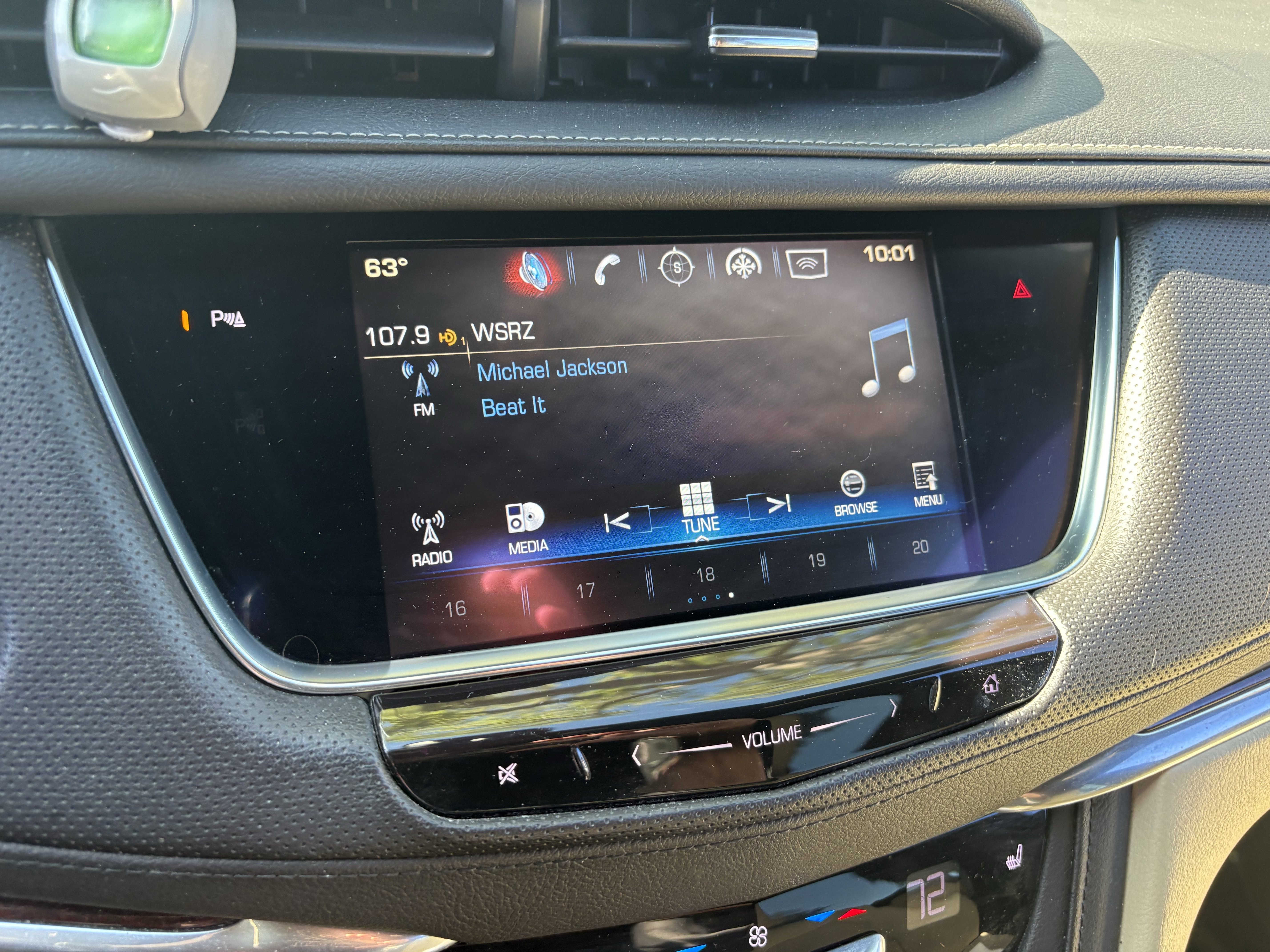 Used 2017 Cadillac XT5 Luxury w/ LPO, Wheel Lock Package image 12