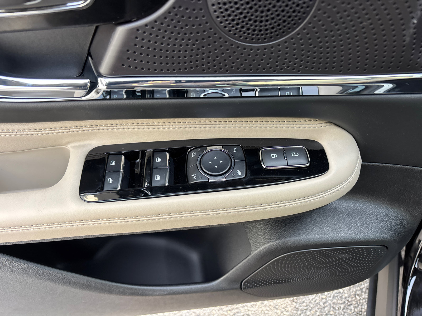 New 2026 Lincoln Corsair Grand Touring image 12